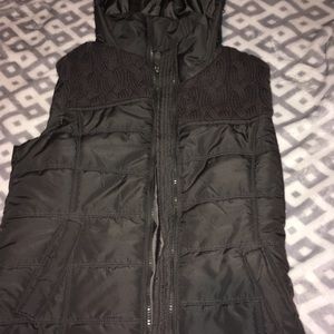 Aeropostale hooded vest